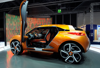 Illustration for article titled American cars just aren't French enough